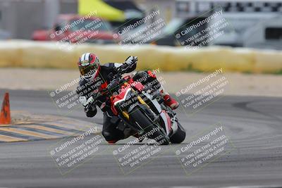 media/Jan-15-2023-SoCal Trackdays (Sun) [[c1237a034a]]/Turn 2 Set 2 (1155am)/